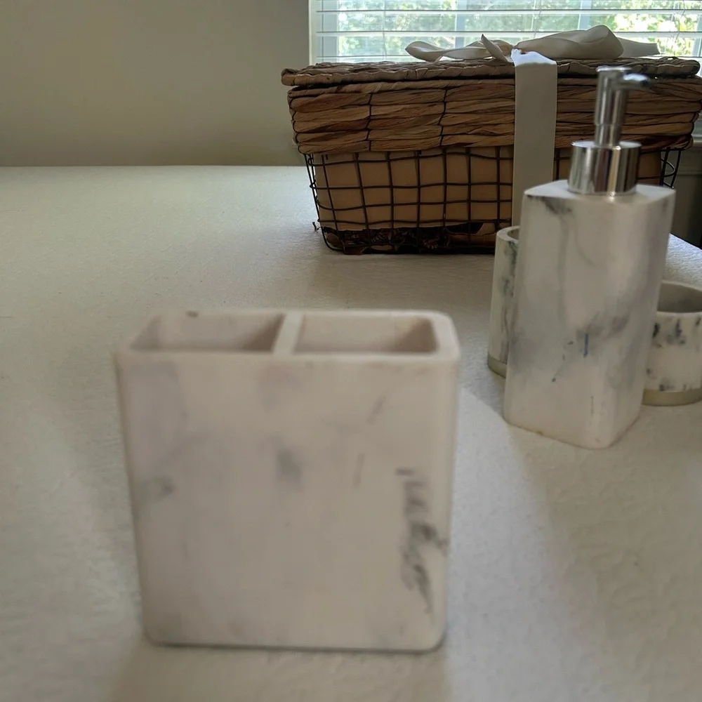 4 Piece Marble Bathroom Set